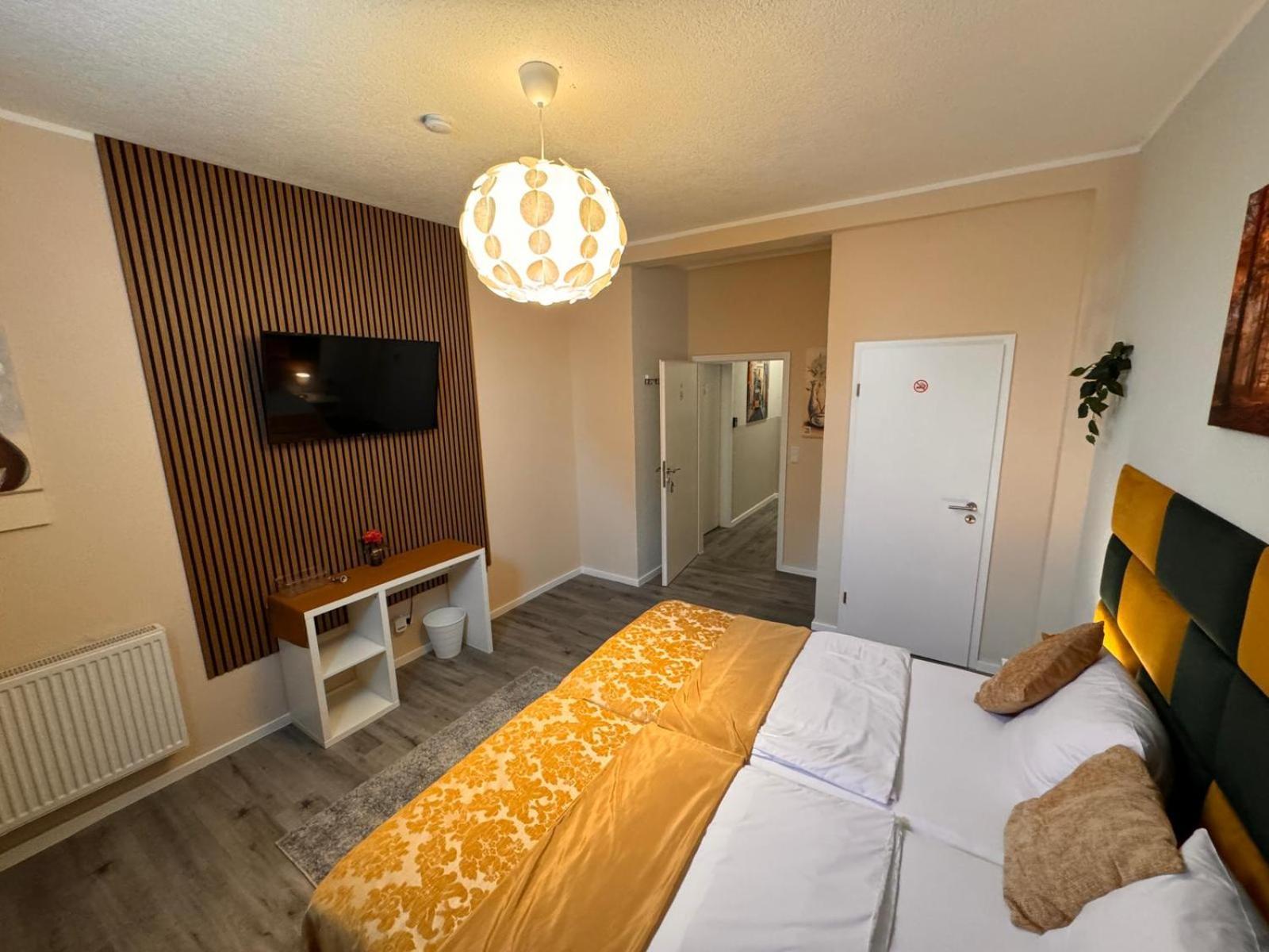 F-F Haus Monteuren Unterkunft Neuhausen auf den Fildern Extérieur photo
