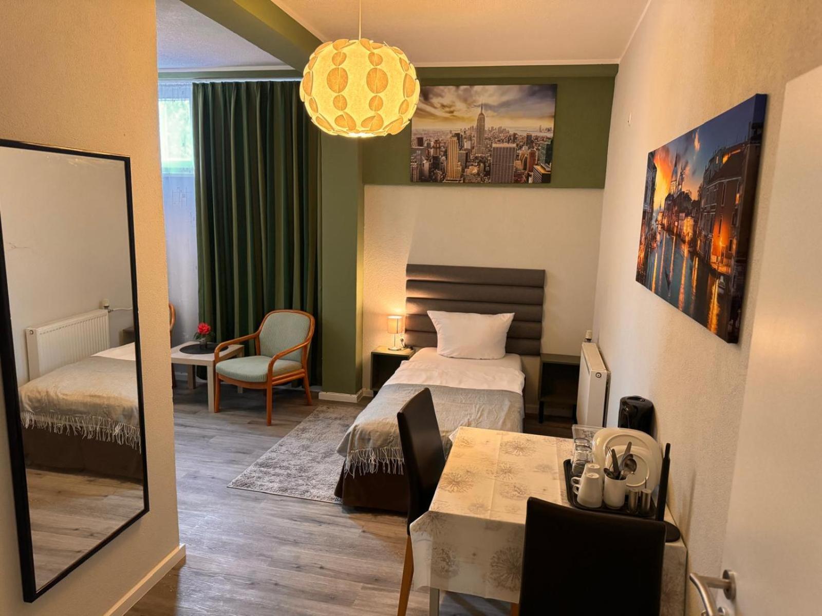 F-F Haus Monteuren Unterkunft Neuhausen auf den Fildern Extérieur photo