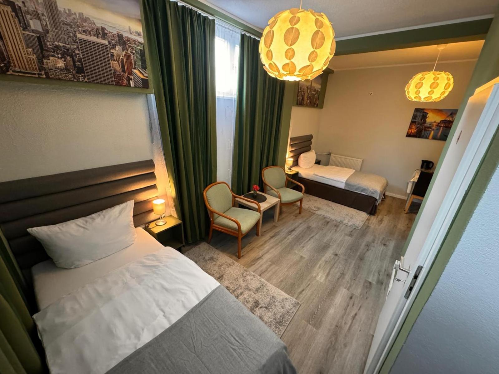 F-F Haus Monteuren Unterkunft Neuhausen auf den Fildern Extérieur photo